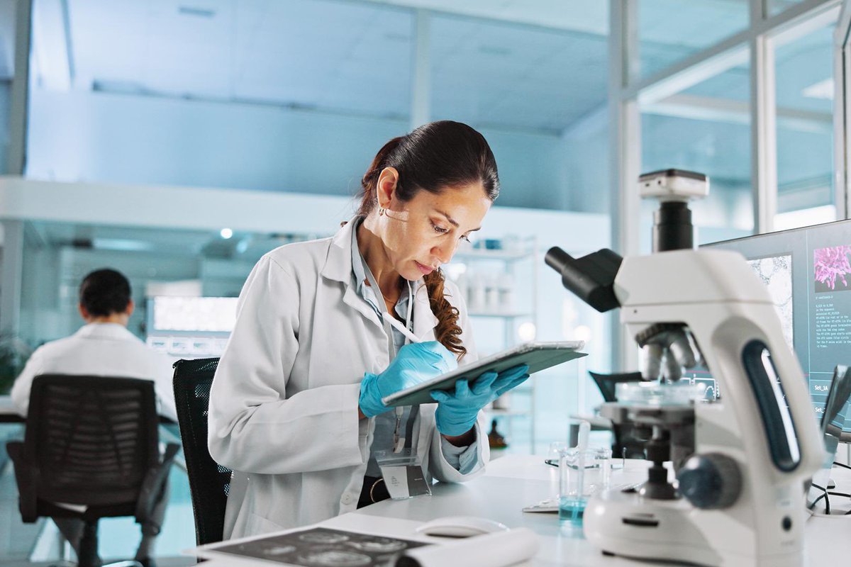 CienciaGob's tweet photo. ✅ El Gobierno aprueba 652 plazas nuevas para personal científico, t��cnico y de gestión en los Organismos Públicos de Investigación. 

📈 La OPE 2026 de @CienciaGob supone un incremento de más del 8% respecto al año anterior en turno libre.

https://t.co/YMPnB2lWWL https://t.co/GUs1Sx8Wn0