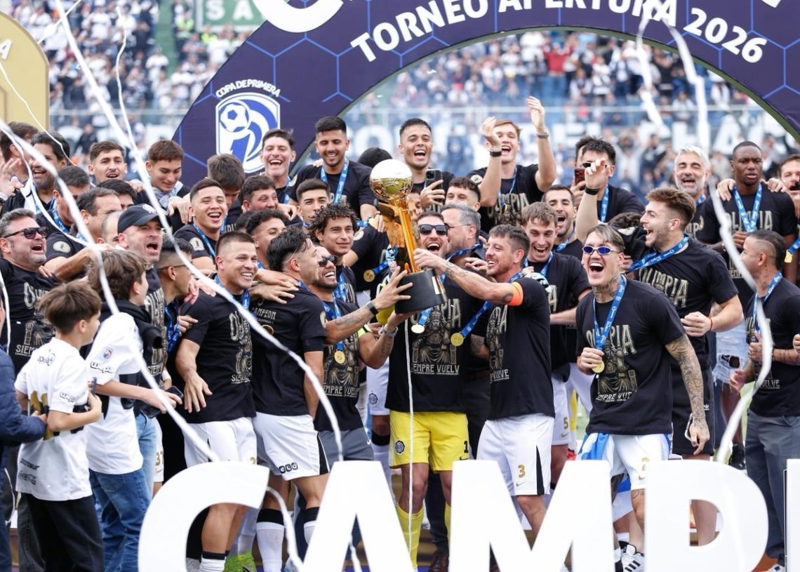 🔴OLIMPIA SE METE EN LA ÉLITE: LOS CLUBES CON MÁS TÍTULOS DE LIGA EN EL MUNDO

◾<a href="/elClubOlimpia/">Club Olimpia</a> alcanzó su campeonato número 48 y se consolida como uno de los equipos más ganadores del planeta, igualando la marca del Olympiacos en el ranking histórico de ligas.

◾A nivel global,