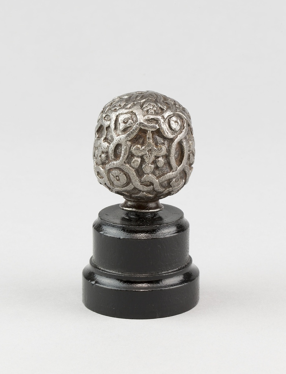 aic_armor's tweet image. Sword Pommel #artbots #aic