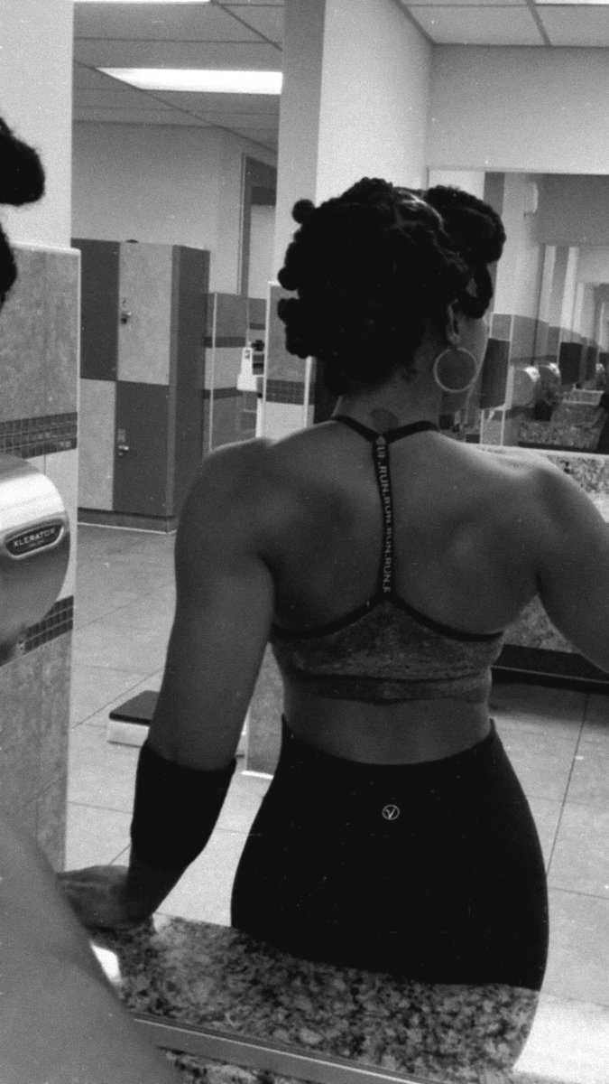 𓆤 ⚜️Dr. Dime the Fit Nurse⚜️ 𓆤 tweet media