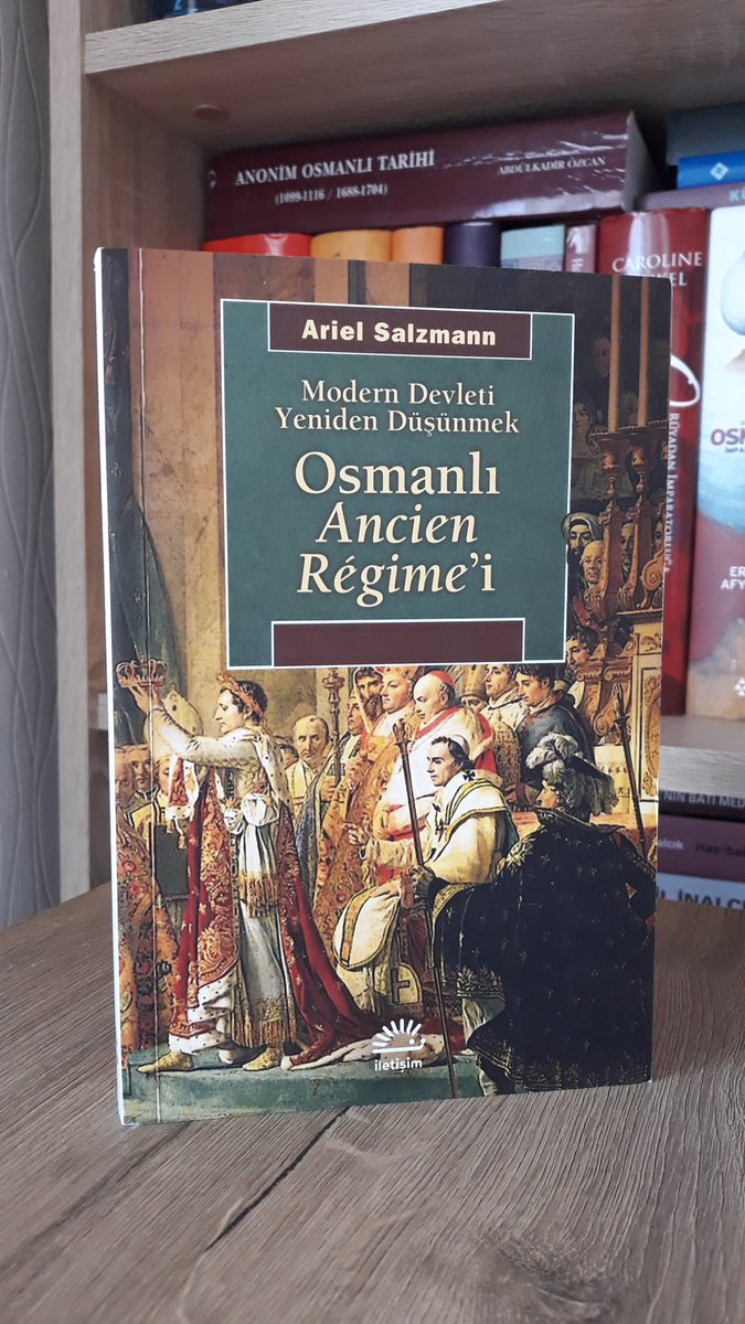 zuhalldmn's tweet photo. Tarih alanında bakış açınızı değiştirecek, tavsiye edebileceğim dört kitap. https://t.co/lvjyJUGjry