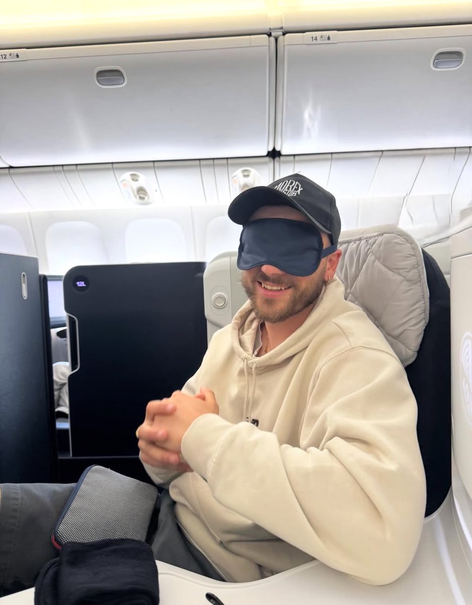 flav (taylor’s version) tweet media