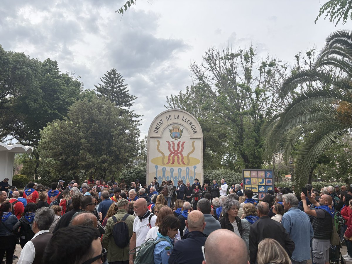 Correllengua Agermanat tweet media