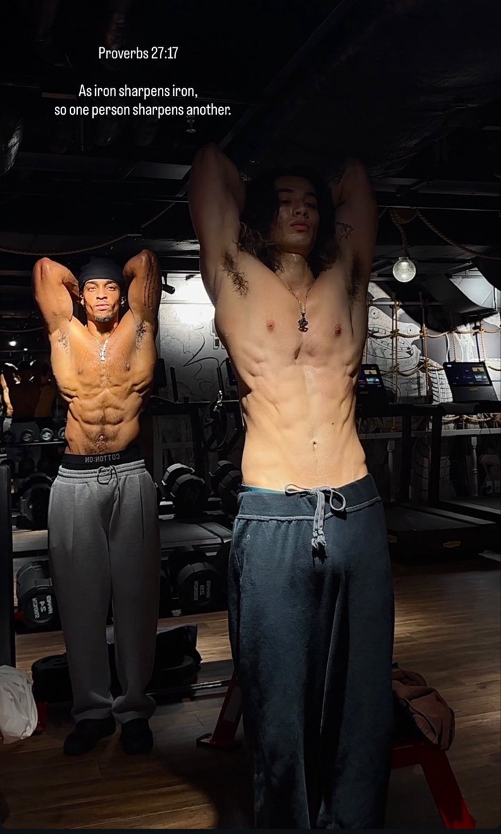 HolyFootwork's tweet photo. ⠀⠀⠀

⠀⠀⠀⠀Gods body. ⠀

⠀⠀ https://t.co/631Eadixj2