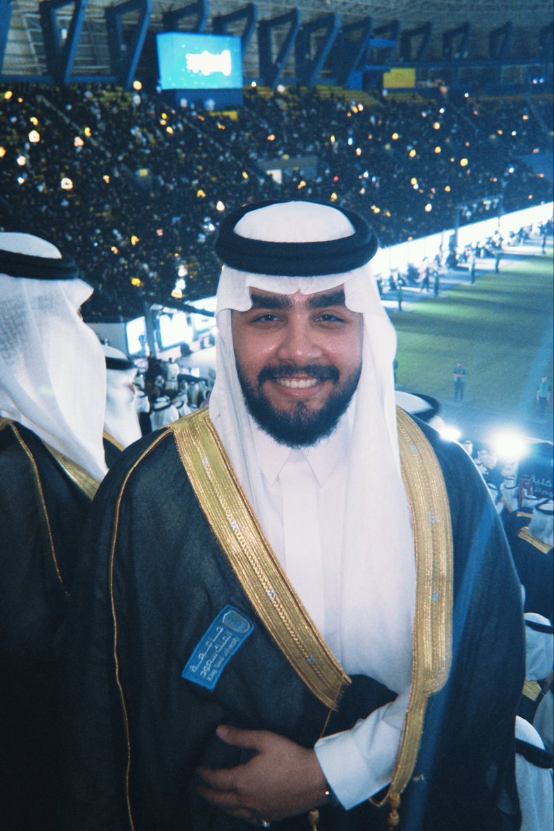m16lr's tweet photo. 04.05.2026 Graduation Day🎓

وما نيلُ المطالبِ بالتمنّي
ولكِن تُؤخَذُ الدُنيا غِلابا

الحمدلله على تمام النعمة واكتمال المسيرة، أعلن تخرّجي من كلية التمريض بجامعة الملك سعود بدرجة البكالوريوس، سائلًا الله أن يجعل ما تعلمته علمًا نافعًا، وأن يكتب لي التوفيق في مستقبلي المهني. https://t.co/t07ULYa2AE