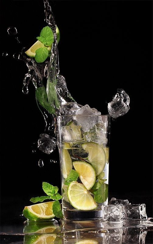 Henry96636510's tweet image. Le scelte posso essere giuste o sbagliate. Sbagliare....a volte, potrebbe essere
la scelta giusta.

Buona Serata 🍸🔥🌹
