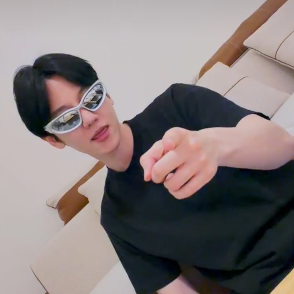 BBH STYLE tweet media
