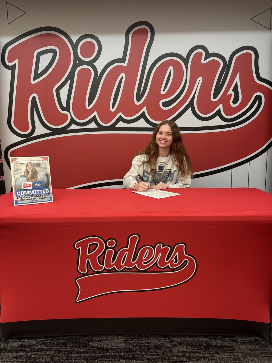 RRHSactivities's tweet photo. Congratulations to Branwen Loeffler on signing her letter of intent to continue her academics and diving at South Dakota State University! #Signed #GoJacks #RideAsONE https://t.co/00Pm0PfgeR
