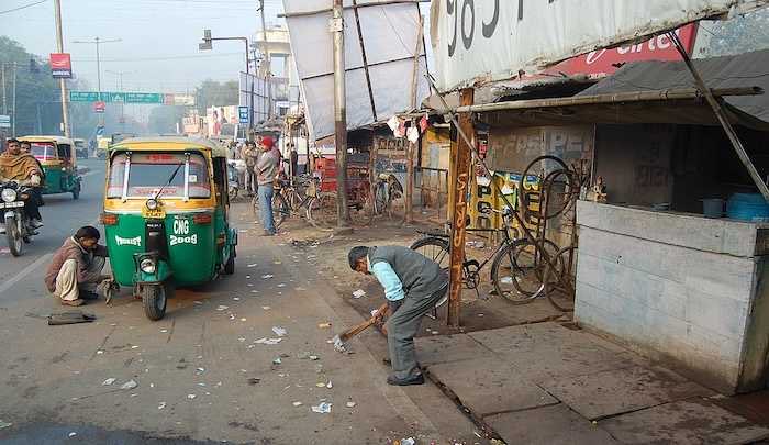 India: Muslims slit throat of 13-year-old Hindu boy, killing him, for taking watermelon from his own family’s farm

OpIndia, May 2, 2026: “A shocking and brutal murder of a 13-year-old boy by Muslim farmers has created tension in a village of the Agra district in Uttar Pradesh.