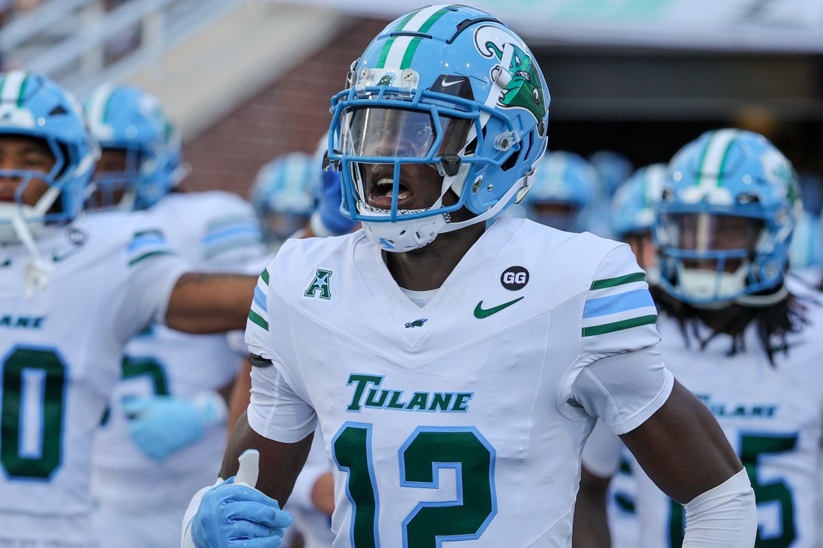 tulanealumni's tweet photo. The Next Level Awaits

At the conclusion of the 2026 NFL Draft, five players from @GreenWaveFB  were invited to NFL Rookie Minicamps. Please join us in congratulating the following, and follow the link below for more information.

• @keziomume (12, @TulaneSoPA ’29) - Chicago Bears

• Derrick Graham (76, SoPA ’26)  - Tennessee Titans

• @kamhamilton70 (6, @NewcombTulane ’26) - New Orleans Saints

📰: https://t.co/e7nexHCr10
📸: @TulaneAthletics, Tulane Football
#RollWave🌊