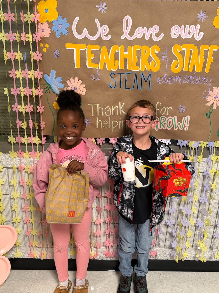 NettletonSTEAMe's tweet photo. Congratulations to these students for entering the 50 Point Club in Accelerated Reader and earning a free lunch!! We are so proud of you. Keep reading!! 📚📚
#STEAMe #AcceleratedReader #FiftyPointClub #BuildingLifelongReaders https://t.co/V7zpBFD3G3
