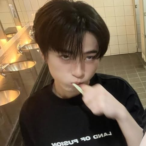 วิกะทุ้น 🍮 tweet media