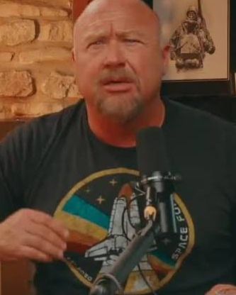ChronicCluckers's tweet photo. Bro lost nothing, began his antisemitic reign and started to really shit on Trump and instantly. Well well well… https://t.co/aBKhSbFZ5g

Fuck the Onion. https://t.co/kbUcrZdb7D