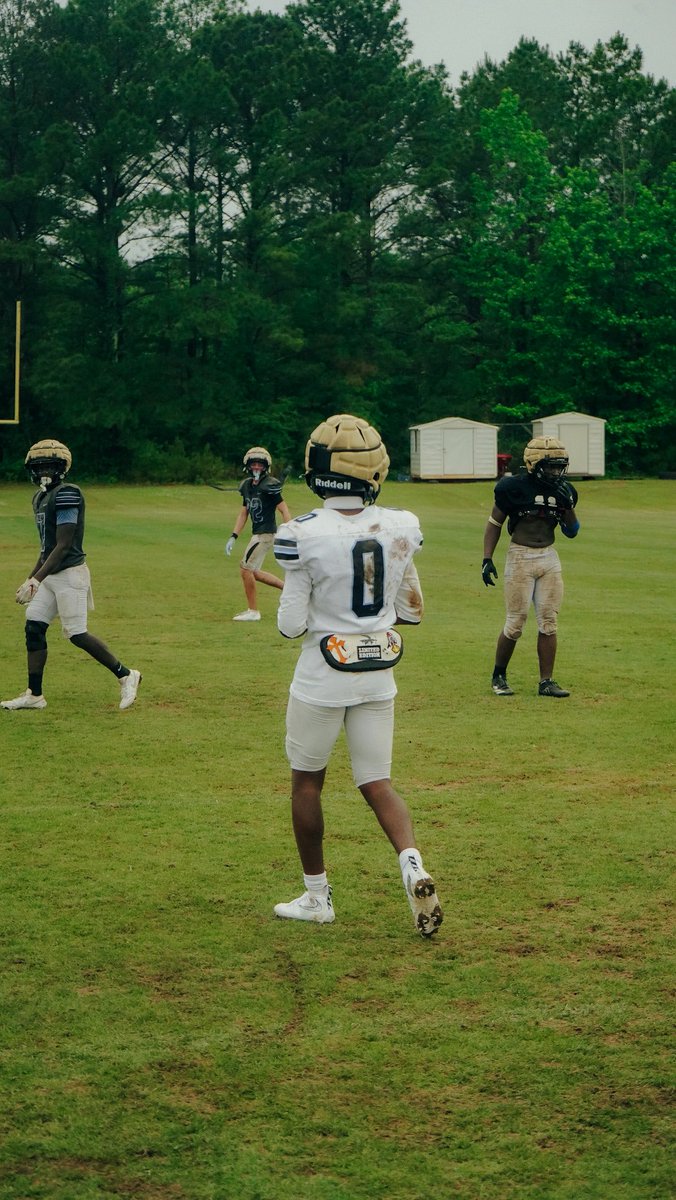 dcottslidn's tweet photo. Spring Ball!
#RecruitTheRidge https://t.co/xacByNyEZP