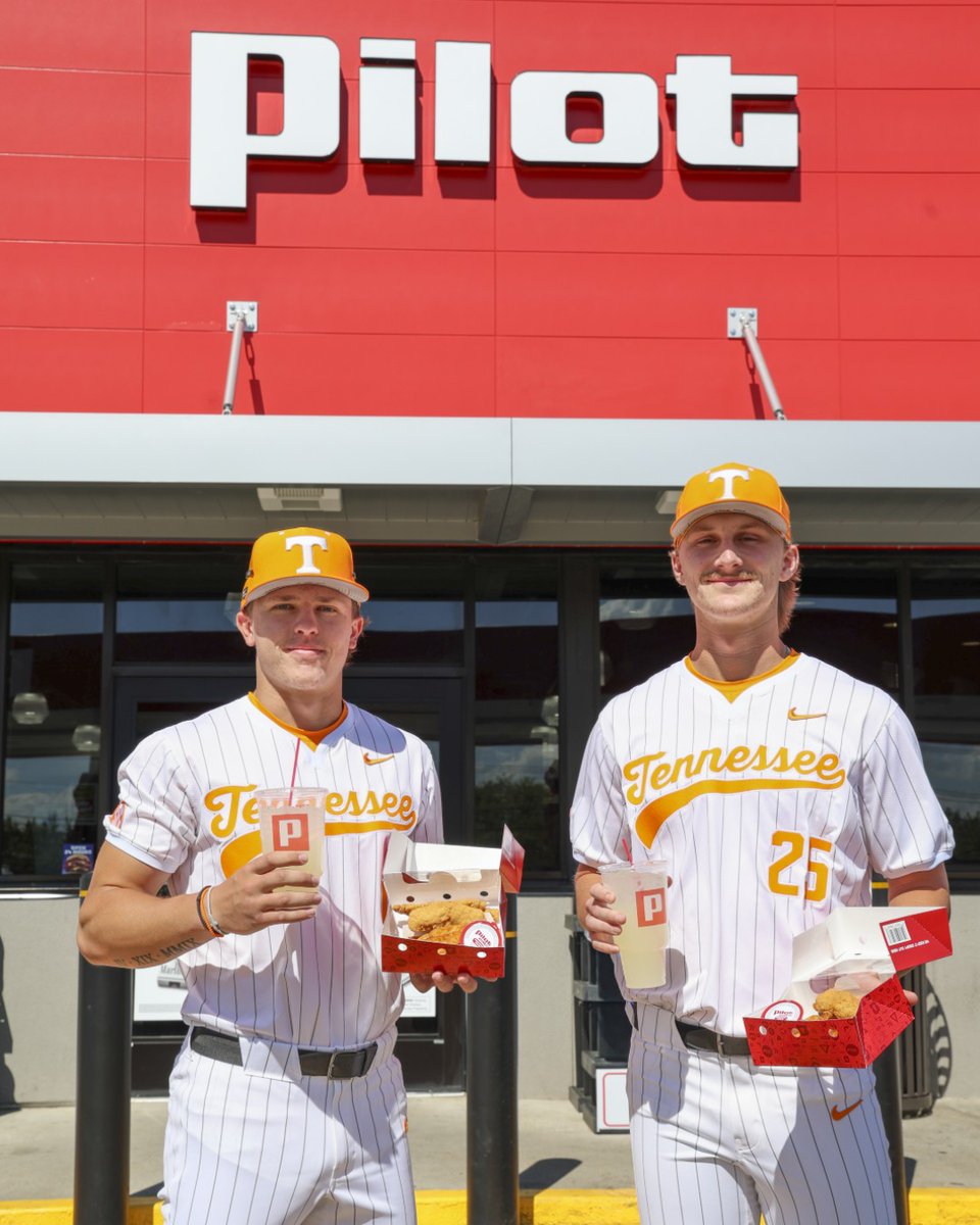 Pilot Flying J tweet media