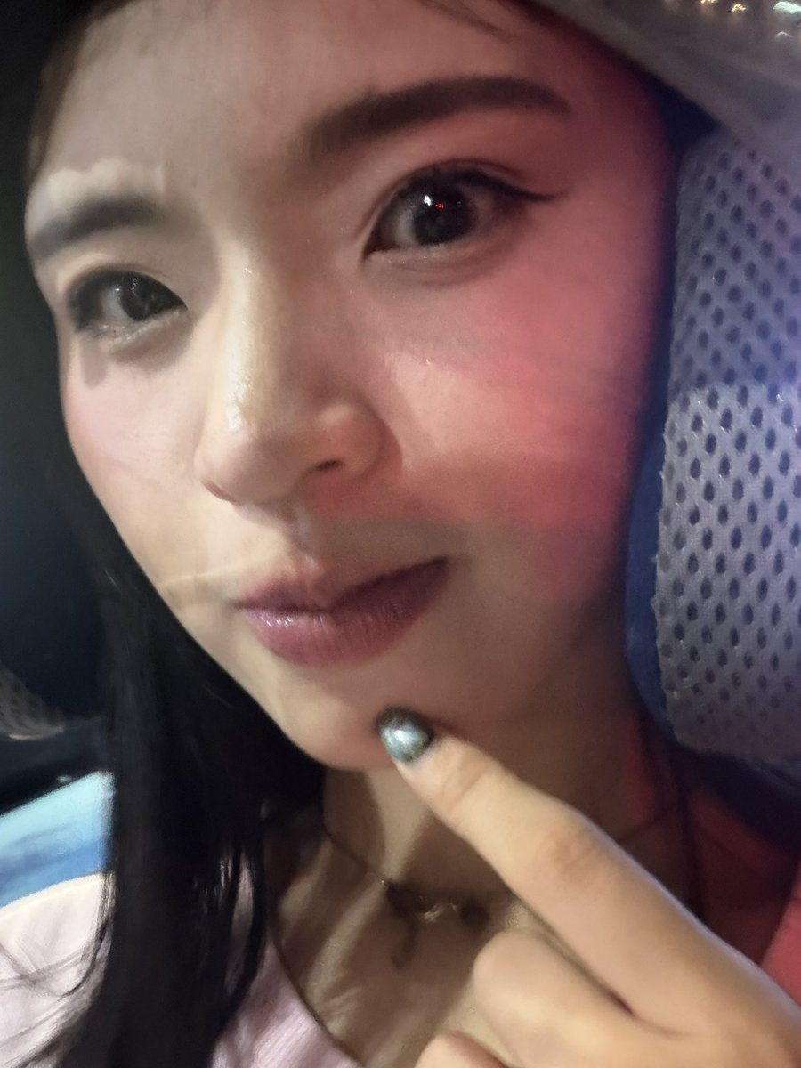 Y_CynthiaJKT48's tweet image. HALO KAK! are u eko? 👍