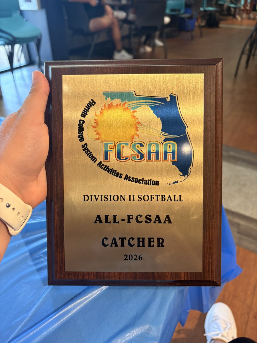 cailinnekelly's tweet photo. Thank you SCF softball for the best freshman season. I couldn’t have asked for a better team or better coaches!! We aren’t done yet!! And Thank you @TheFCSAA!!💙🤍 #rolltees https://t.co/jRn9WLsXGA