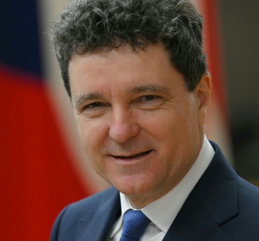 Daily Romania tweet media