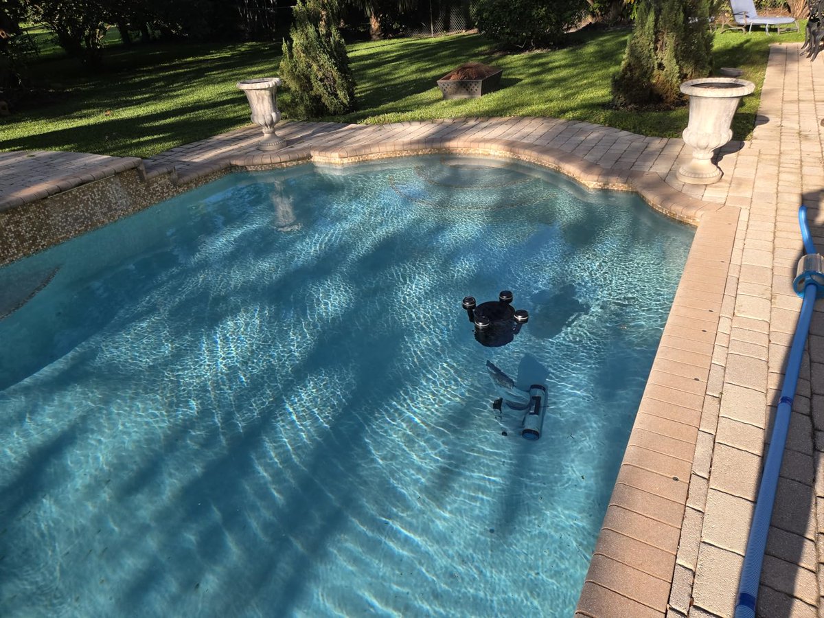BublueT's tweet photo. Customer love at its finest 💙Genuine pool moments shared by our amazing buyers.
Your perfect clean pool, made easy with Bublue.
#PoolRobot #PoolLife #CustomerFeedback #Bublue #Bubot #cleanpools #BubluePoolCleaner #poolskimmer #poolcare #backgarden #homepool https://t.co/uyTPces8x2
