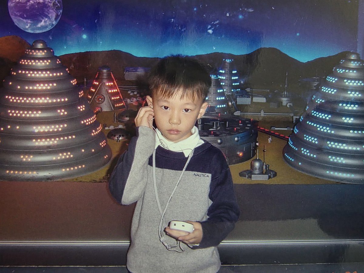 비니 tweet media