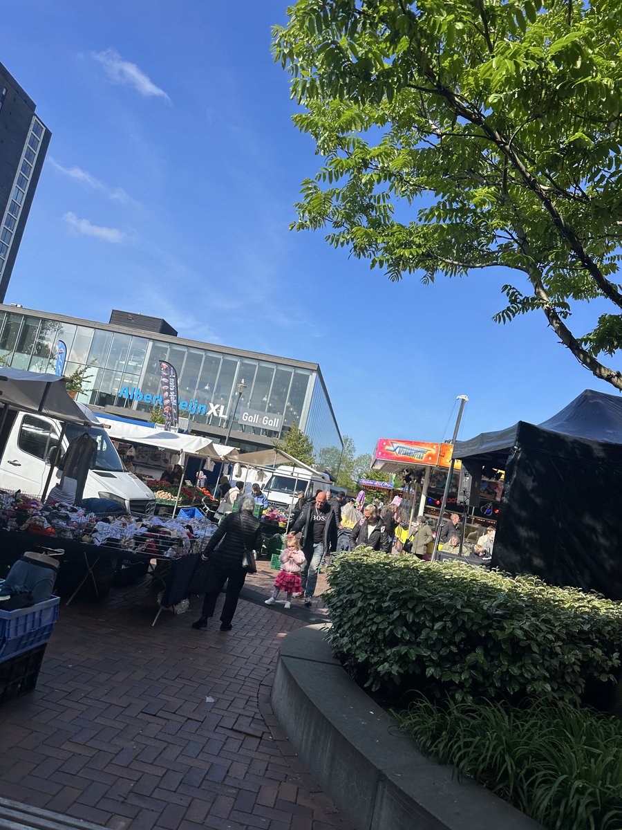 response_event's tweet photo. Vandaag stonden onze toppers bij een bevrijdingsfestival in Leiden en stonden ze gisteren bij de dodenherdenking in Schiedam. https://t.co/ODVNXDd0oC