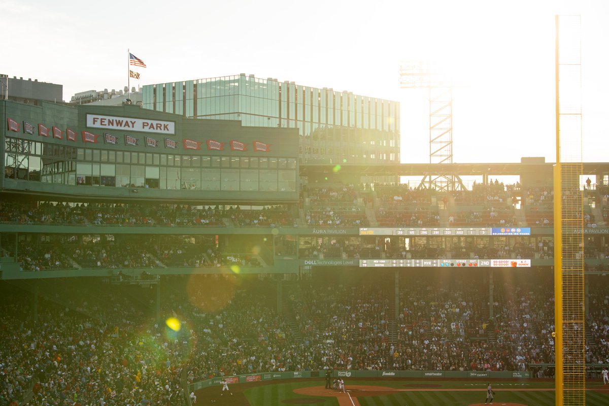 fenwaypark's tweet photo. Springtime in Boston is something special. https://t.co/oqkAHZl2sm