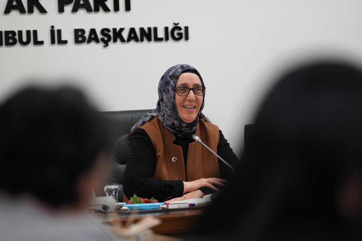 AK Kadın İstanbul tweet media
