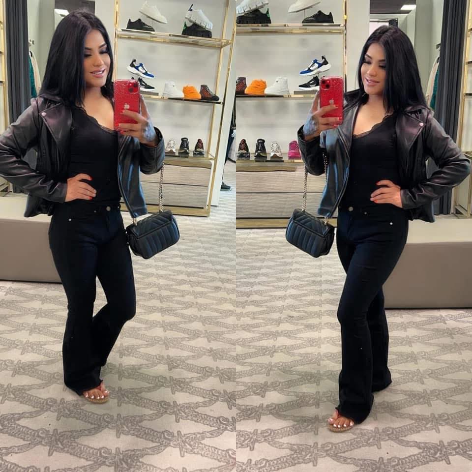 Yanitza Post by yanitza_cast on X: ️😉