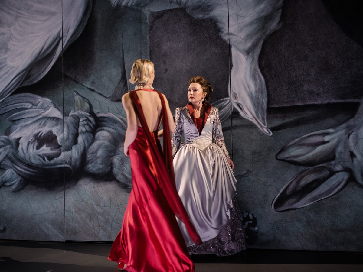National Theatre Live tweet media