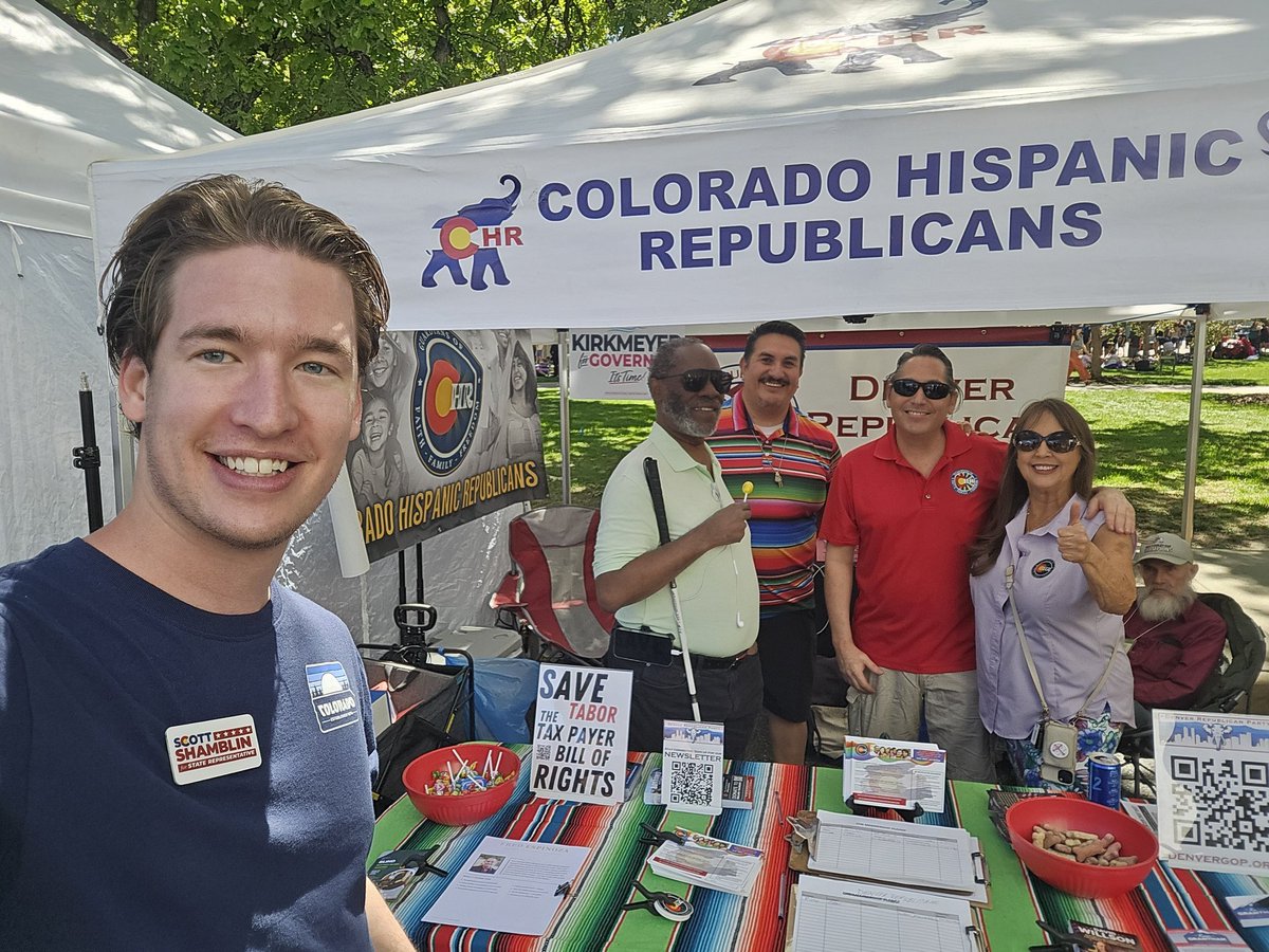 scottforco's tweet photo. Happy Cinco de Mayo!

We had a great time visiting Aurora PD and the Hispanic Republicans during the Cinco de Mayo festival!

@AuroraAPA @AuroraPD https://t.co/EcgqaTpzOi