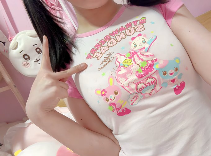 もか tweet media