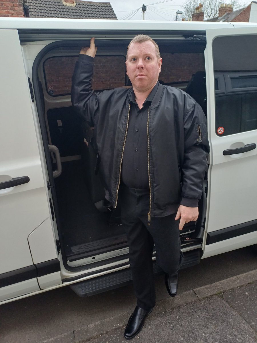 FootMasterUK1's tweet photo. Out and about tonight &amp; tomorrow, working in Team Valley tonight, will be passing through Gateshead tonight &amp; tomorrow, will also be passing through Newcastle enroute to Carlisle, then driving to Darlington, then travelling back to Sunderland via Newcastle, DM me to arrange https://t.co/jg0Lbt6MEO
