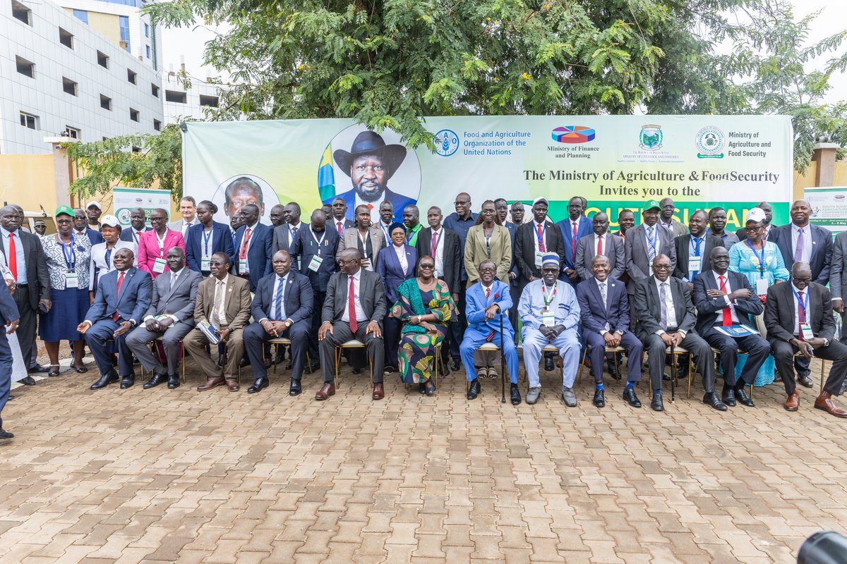 FAOSouthSudan's tweet photo. The #AgricultureConference2026 opened today, supported by FAO, with the theme Investing in Agri‑food Systems for a Better Life in 🇸🇸

🗨️“Agri investment goes beyond money, it means peace, stability, infrastructure &amp; predictable policies” FAO Dep Regional Rep for Africa, @maloguna https://t.co/gJzx05frx9