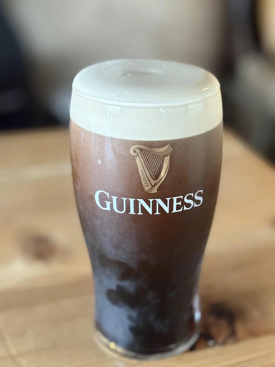 TheDailyDraught's tweet image. This is your sign to have a Guinness