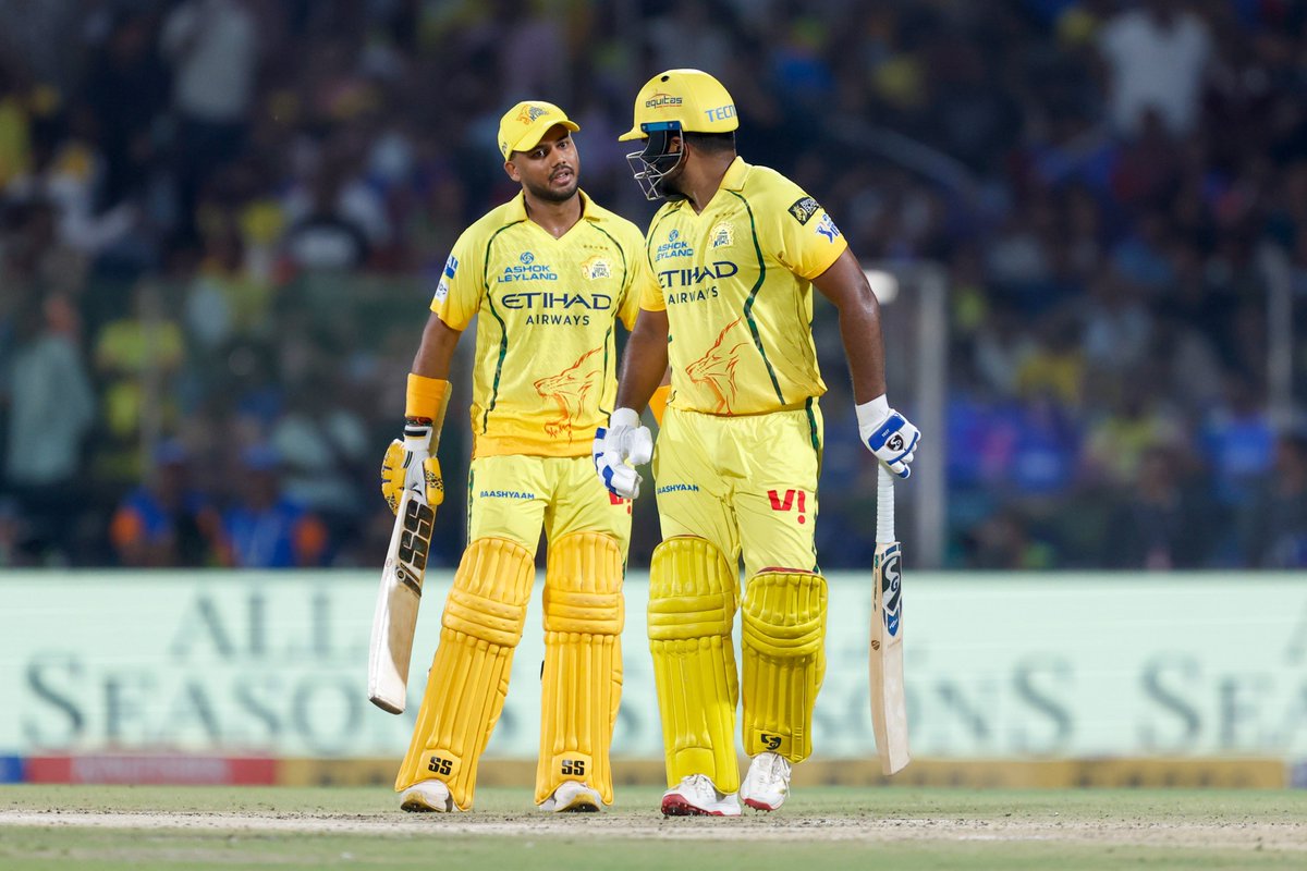 Eshaan588622's tweet photo. Kartik Sharma what a batter man plays according to the situation jahan anchor karna hota hai wahan anchor karta hai jahan Smash karna hota hai wahan phod ke rakh deta oppostion ko ,Truly , what a player , what an investment , what a talent💛💛💛💛💛 #Kartik #DCvCSK #Ipl #Ipl2026 https://t.co/i8hbsFvJdP