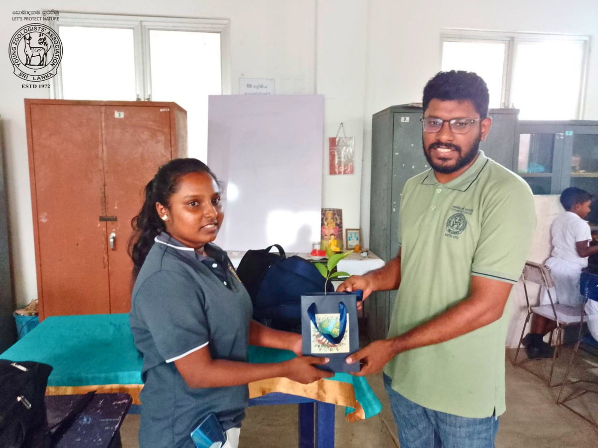 yzasrilanka's tweet image. 🌿 Project BioGuardians in action!

Environmental awareness session for Grade 6–8 students at Sri Gnanananda Kanishta Vidyalaya 🌱

By Leo Club of University of Moratuwa + YZA

#YZASriLanka #BioGuardians #Biodiversity #LetsProtectNature