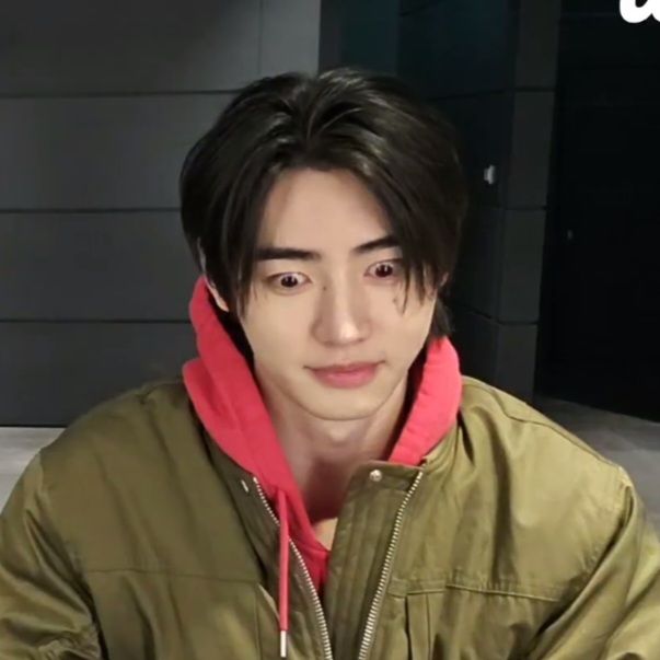 Moonhoon ⁷ tweet media