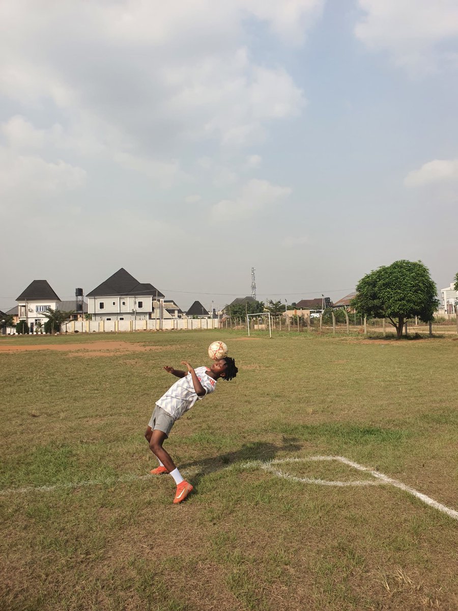 Destiny Osazemwinde tweet media