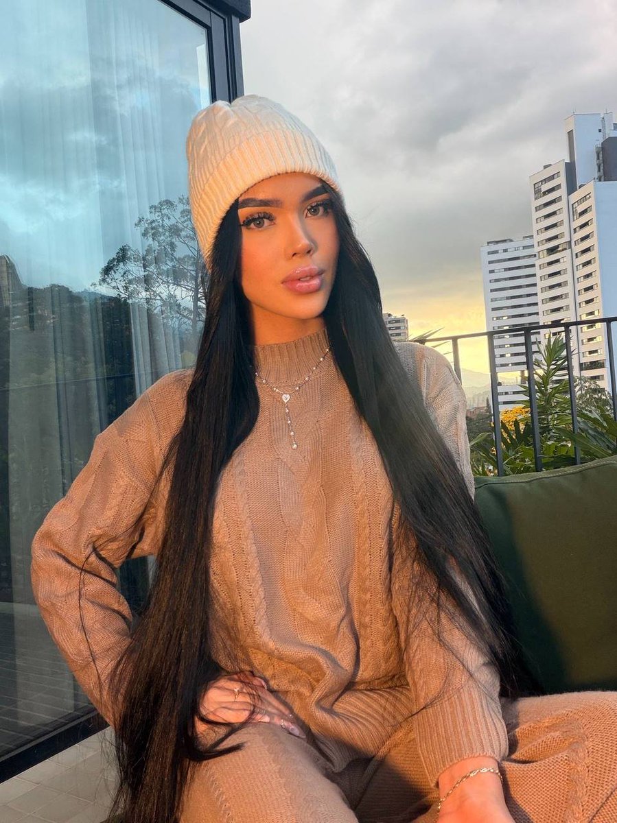 Luciana 🏳️‍⚧️ (TOP 0.05%) tweet media