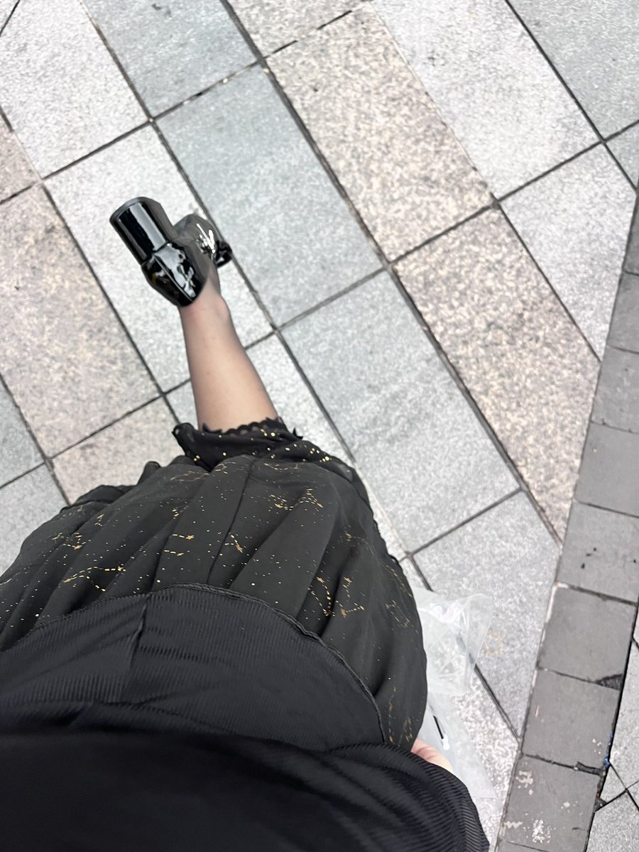 给我安眠药 tweet media