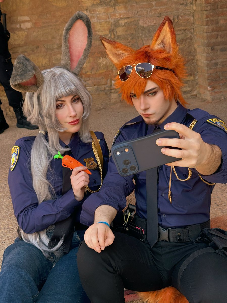 pnkVirus's tweet photo. You are under arrest! 🦊🐰
#zootopia #cosplay https://t.co/R2ysDpgSVt