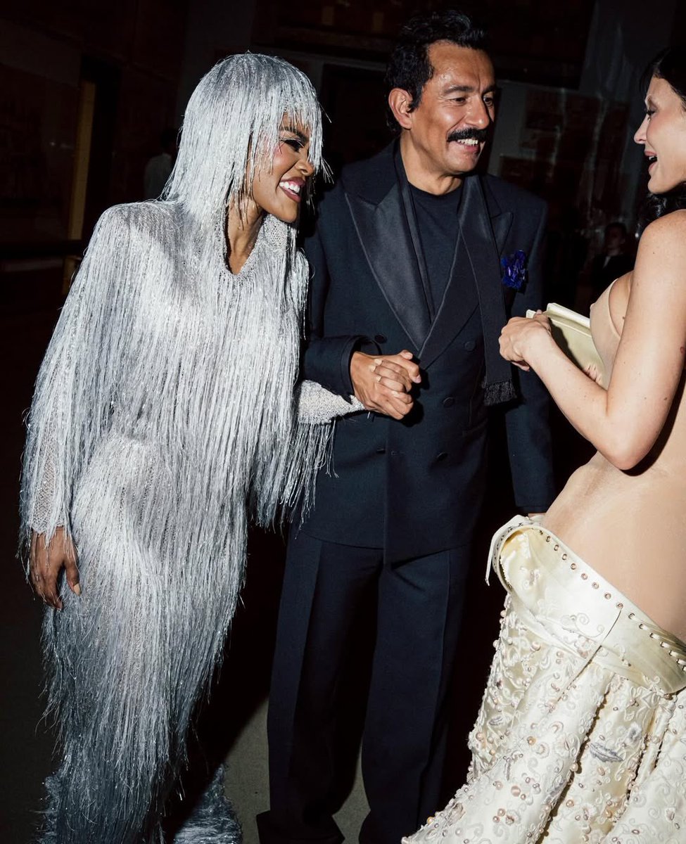 Kylie Jenner Source tweet media