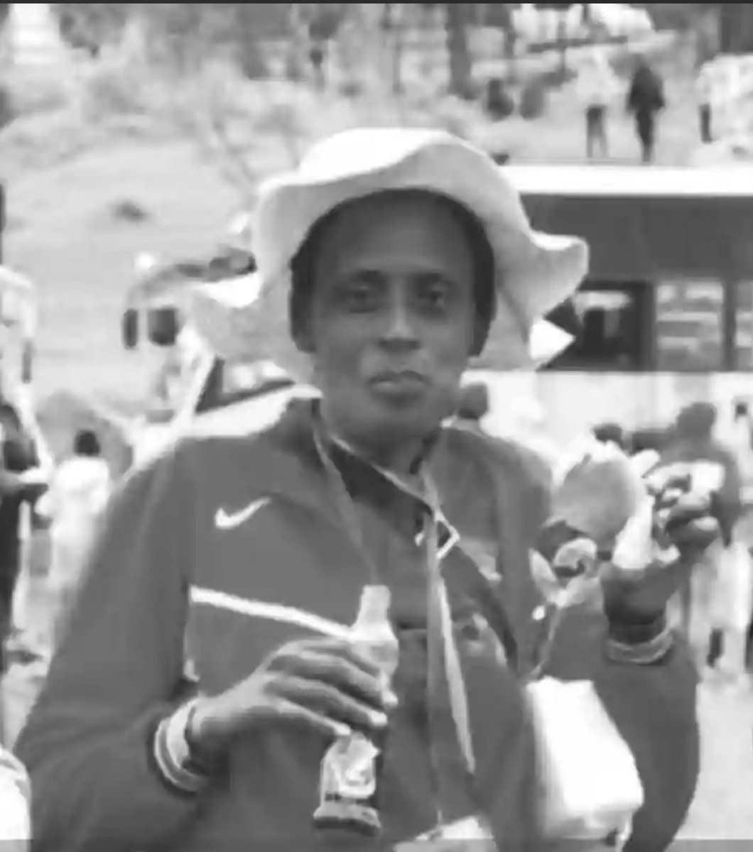 TonuiDr's tweet photo. Truly death is a robber.
This minute you are okay and fresh, the next minute you are no more🥲
Madam Moureen just inducted me that morning, the very first day I joined their team of staff. 
We'll dearly miss you madam🥲🥲. 
REST IN PEACE MADAM
REST IN PEACE SHOSH🕊️🕊️ https://t.co/sWVY74NFML