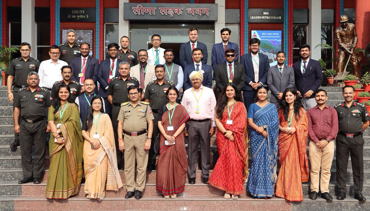 iis_now's tweet photo. Day 2 at Kartavya Bhavan for IIS Officer Trainees 2025: insightful interaction with Secretary Defence Production Shri Sanjeev Kumar ,visit to BRO Headquarters, and an engaging session by PRO Army—deepening understanding of defence communication.
#Iistraining #Ministryofdefence https://t.co/01j5RQSUXF