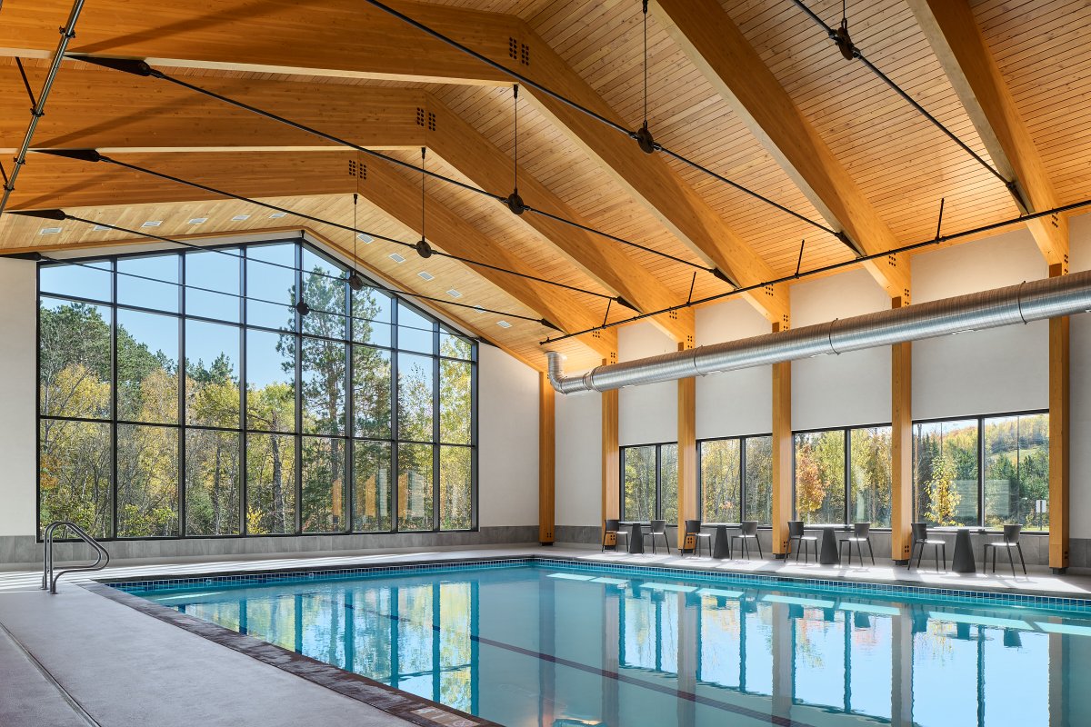 CMTAEngineers's tweet image. This new Pool &amp;amp; Sauna Haus at Giants Ridge offers a year-round space that is pushing the envelope on #EnergyEfficiency. Pool #dehumidification units reclaim heat from the exhaust air, reusing it for the heating water system or heating of the building. Read more: