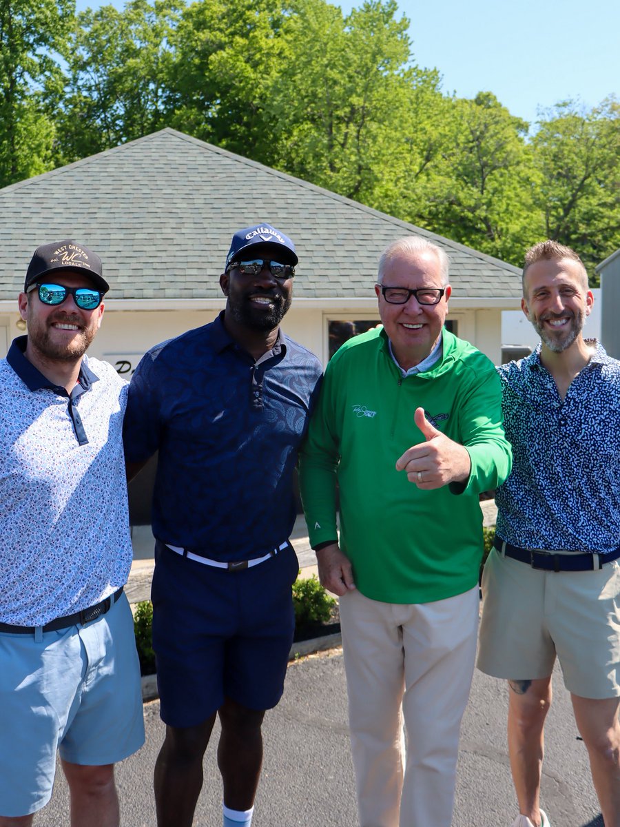 JawsGolf's tweet photo. Ike, Spike, and Fritz are LIVE from Seven Tap-Tavern at Ramblewood Country Club at 2 PM. 

What a beautiful day for the Surfside Open☀️ https://t.co/lvkdy1Jjy6