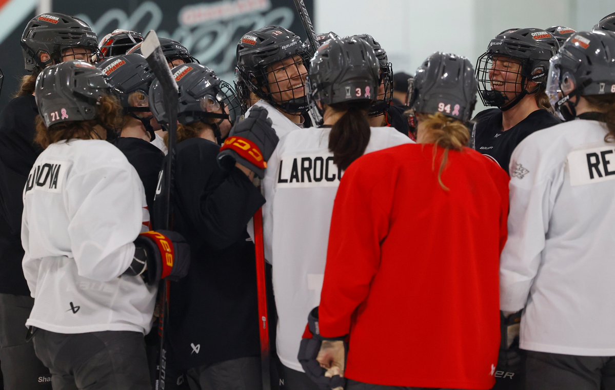 tonysunphoto's tweet image. #Ottawa #Charge sing happy birthday to Brianne Jenner during practice at the Bell Sensplex in Ottawa Tuesday. @pwhl_ott_gifs @PWHLOttUpdates #OttawaCharge @natashabaldin @ottsports #PWHL @thepwhlofficial #BrianneJenner