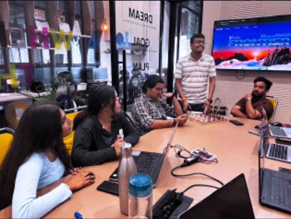 NexAuraSol's tweet photo. Data shouldn’t just be collected — it should be trusted.

NexAura is creating a decentralized layer for real-world environmental intelligence powered by AI + on-chain verification.

Building towards a future where truth is measurable.

@Colosseum 
@SuperteamIN
@Rohit_goyal2002 https://t.co/hkkoPEtICH