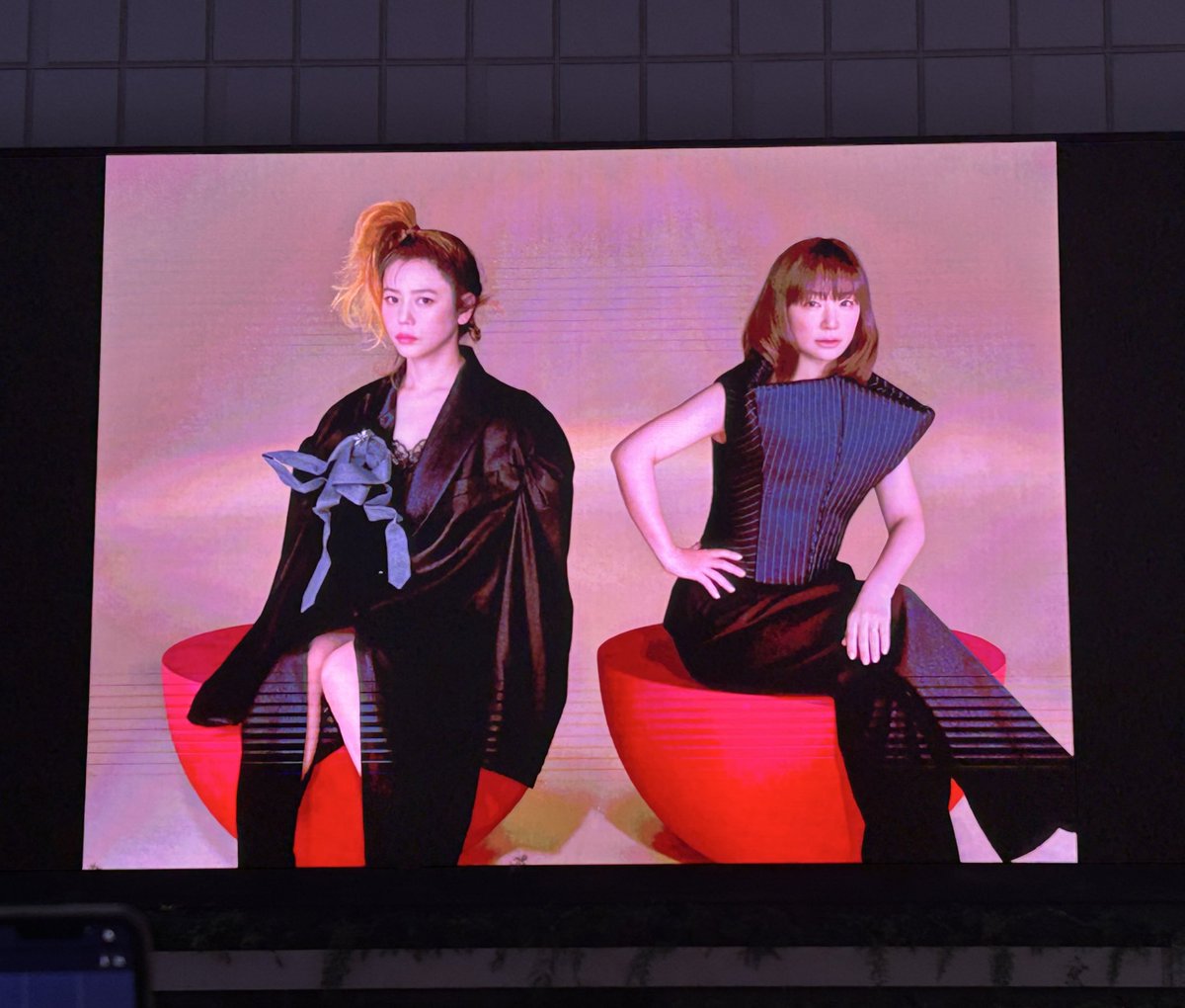 _kana917's tweet photo. 可愛いが過ぎる2時間でした🌷

素敵でスペシャルなその時だけの2人の空気感が最高でした✨

6年待っててよかった✨

また新曲を楽しみに、echo聴き直そう🎀

 #CharaYUKI
#echo https://t.co/Q023caAqCl