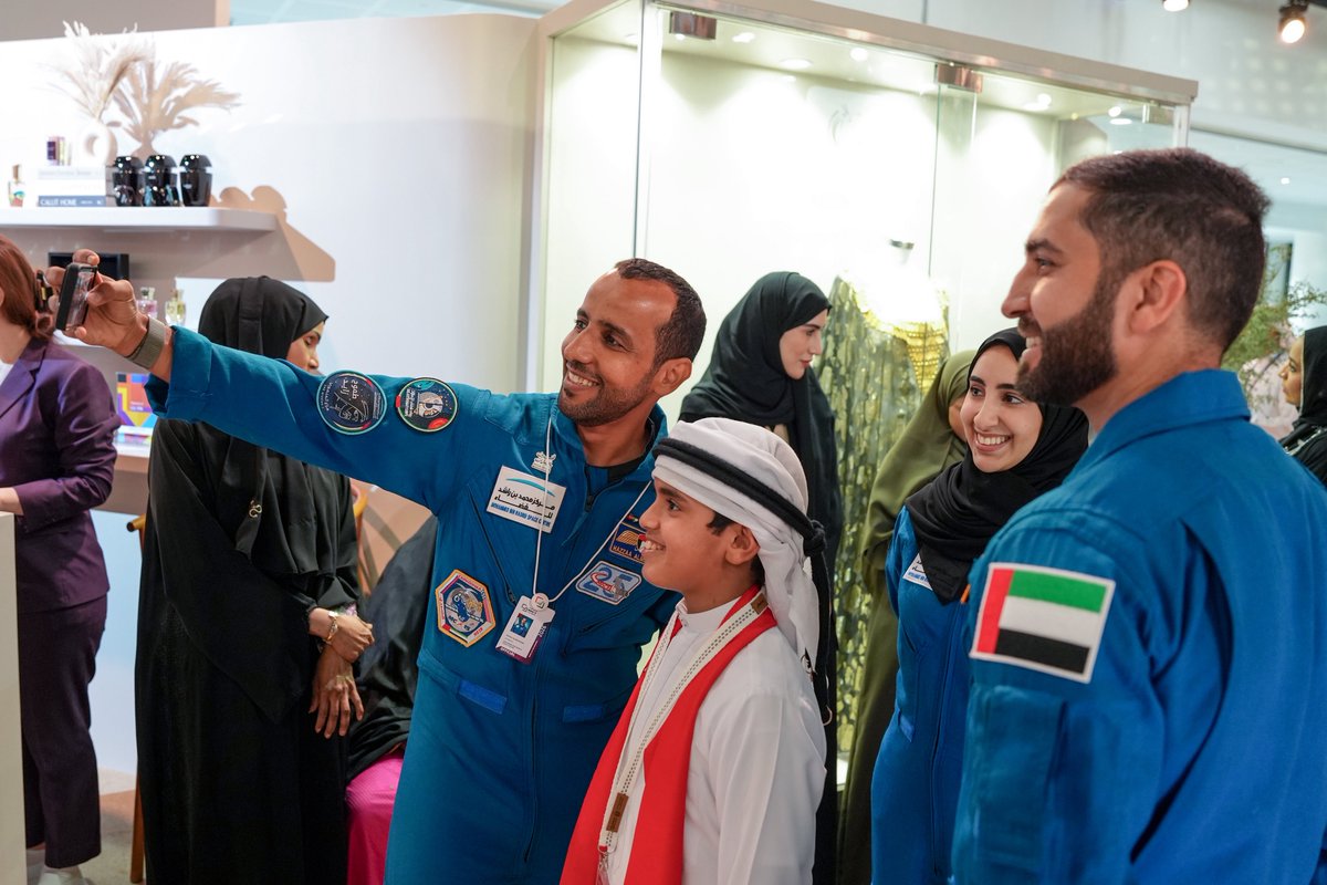 MBR Space Centre tweet media